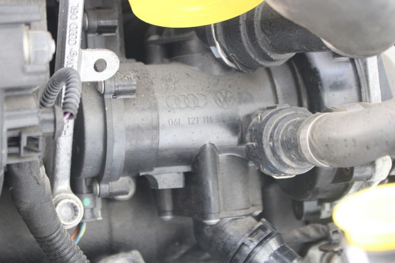 AUDI VW SEAT TERMOSTAT POMPA WODY 06L121111H 06L121012A 06L 121 111 H 06L 121 012 A REGULATOR PŁYNU POMPY 06L121111H 06L121111H