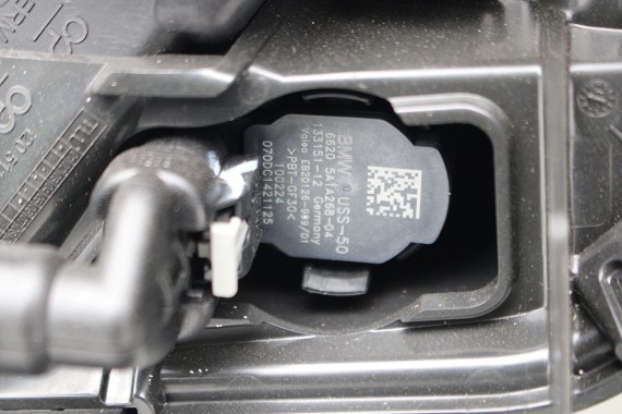 BMW iX i20 ZDERZAK PRZEDNI PRZÓD M pakiet Kolor: 300 Alpinweiss 3 Biały 51117933621 7983621 9879666 9879665 9492524