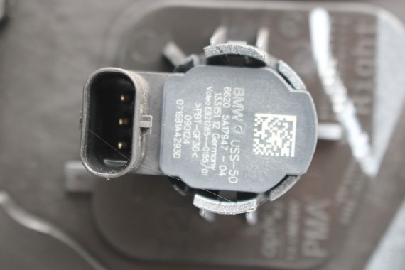 BMW iX i20 ZDERZAK PRZEDNI PRZÓD M pakiet Kolor: 300 Alpinweiss 3 Biały 51117933621 7983621 9879666 9879665 9492524