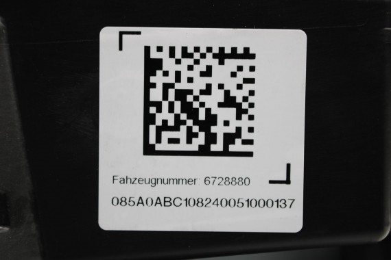 BMW iX i20 ZDERZAK PRZEDNI PRZÓD M pakiet Kolor: 300 Alpinweiss 3 Biały 51117933621 7983621 9879666 9879665 9492524