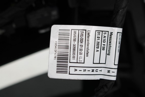 BMW 4 G22 G23 ZDERZAK PRZEDNI PRZÓD M pakiet Kolor: C3Z Tansanit-blau Niebieski 8076713 63178089525 63178089526 USA 51118076713