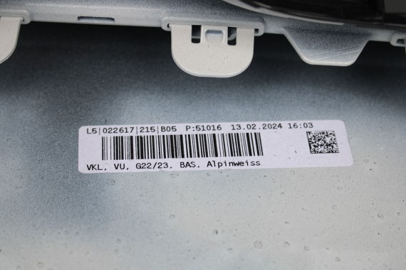 BMW 4 G22 G23 ZDERZAK PRZEDNI PRZÓD Kolor: A96 Mineral-weiss metallic Biały 63178089525 63178089526 USA 7450645  7450646 7451299