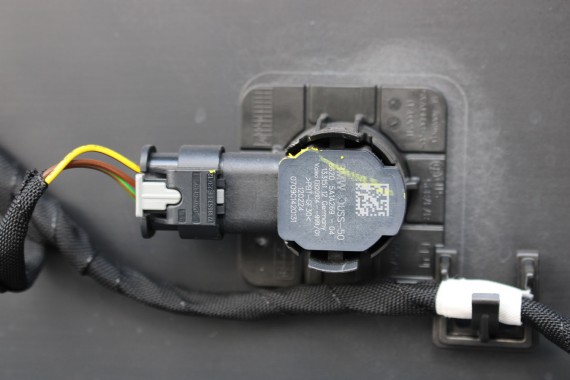 BMW iX i20 ZDERZAK TYŁ TYLNY M pakiet Kolor 475 black-sapphire 51128081542 51128737824 51129878961 51129878962 51129491667