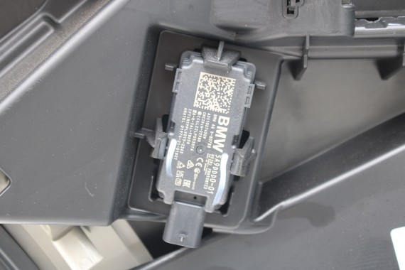BMW iX i20 ZDERZAK PRZEDNI PRZÓD M pakiet Kolor: A96 Mineral-weiss metallic Biały 51117933621 7983621 9879666 9879665 9492524