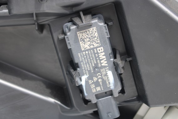 BMW iX i20 ZDERZAK PRZEDNI PRZÓD M pakiet Kolor: A96 Mineral-weiss metallic Biały 51117933621 7983621 9879666 9879665 9492524