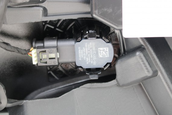 BMW 5 G60 ZDERZAK PRZEDNI PRZÓD C1M Phytonicblau Niebieski 8084653 G61 M PAKIET 8084653 8084655 8084656 8084629 9879291 9879291