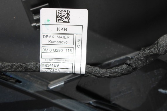 BMW 5 G60 ZDERZAK TYŁ TYLNY M pakiet Kolor: C3Z Tansanitblau II Metallic MSP M POWER 51128084866 51128084715 51128085225 8084866