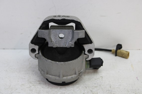 AUDI A6 PODUSZKA ŁAPA SILNIKA 4G0199381NE 8R0199381B lewa prawa strona 2 sztuki 4G0199381PE 4G0199381 4G0199381NE 8R0199381B 4G