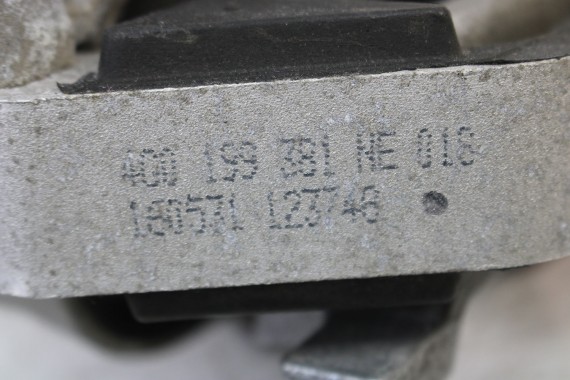 AUDI A6 PODUSZKA ŁAPA SILNIKA 4G0199381NE 8R0199381B lewa prawa strona 2 sztuki 4G0199381PE 4G0199381 4G0199381NE 8R0199381B 4G