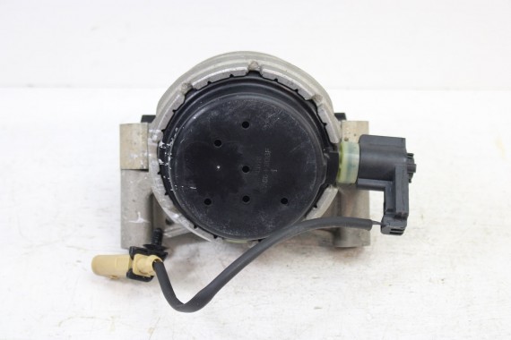 AUDI A6 PODUSZKA ŁAPA SILNIKA 4G0199381NE 8R0199381B lewa prawa strona 2 sztuki 4G0199381PE 4G0199381 4G0199381NE 8R0199381B 4G