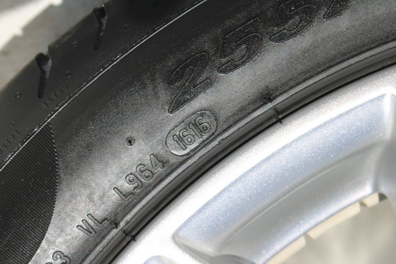AUDI A6 FELGI 19 cali OPONY KOŁA felga 4G9601025K 4G C7 8.5J*19H2 ET43 opona PIRELLI P ZERO 255/40/19 100Y lato A7 4G8