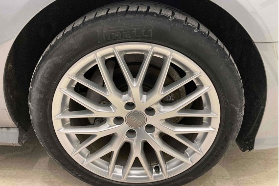 AUDI A6 FELGI 19 cali OPONY KOŁA felga 4G9601025K 4G C7 8.5J*19H2 ET43 opona PIRELLI P ZERO 255/40/19 100Y lato A7 4G8