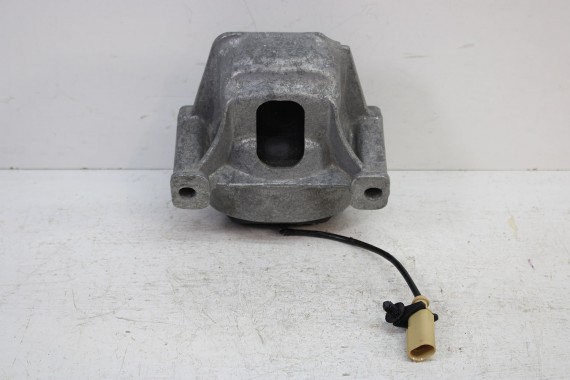 AUDI A6 PODUSZKA ŁAPA SILNIKA 4G0199381NE 8R0199381B lewa prawa strona 2 sztuki 4G0199381PE 4G0199381 4G0199381NE 8R0199381B 4G