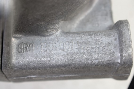 AUDI A6 PODUSZKA ŁAPA SILNIKA 4G0199381NE 8R0199381B lewa prawa strona 2 sztuki 4G0199381PE 4G0199381 4G0199381NE 8R0199381B 4G