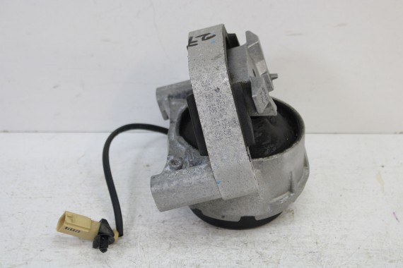 AUDI A6 PODUSZKA ŁAPA SILNIKA 4G0199381NE 8R0199381B lewa prawa strona 2 sztuki 4G0199381PE 4G0199381 4G0199381NE 8R0199381B 4G