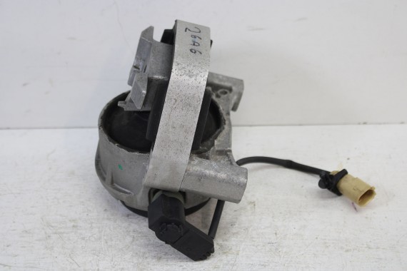 AUDI A6 PODUSZKA ŁAPA SILNIKA 4G0199381NE 8R0199381B lewa prawa strona 2 sztuki 4G0199381PE 4G0199381 4G0199381NE 8R0199381B 4G