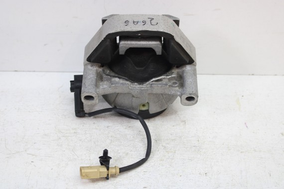 AUDI A6 PODUSZKA ŁAPA SILNIKA 4G0199381NE 8R0199381B lewa prawa strona 2 sztuki 4G0199381PE 4G0199381 4G0199381NE 8R0199381B 4G