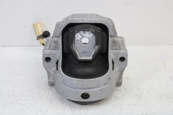 AUDI A6 PODUSZKA ŁAPA SILNIKA 4G0199381NE 8R0199381B lewa prawa strona 2 sztuki 4G0199381PE 4G0199381 4G0199381NE 8R0199381B 4G