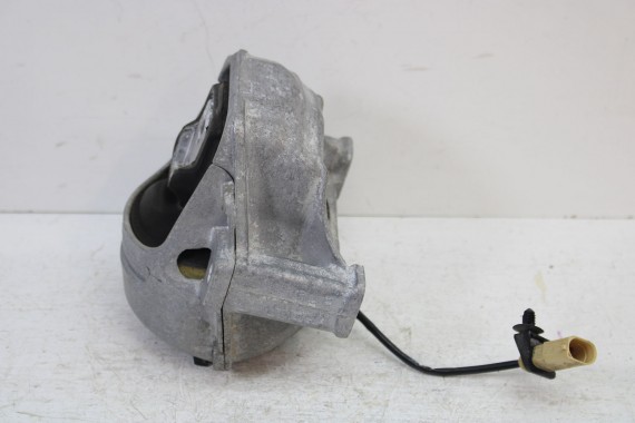 AUDI A6 PODUSZKA ŁAPA SILNIKA 4G0199381NE 8R0199381B lewa prawa strona 2 sztuki 4G0199381PE 4G0199381 4G0199381NE 8R0199381B 4G