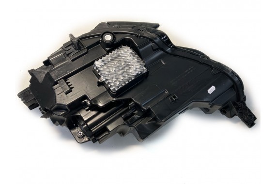 AUDI A3 8Y LAMPY PRZÓD 8Y0941033 8Y0941034 FULL LED PRZEDNI REFLEKTORY 8Y0 941 033 LEWY + PRAWY LAMPA REFLEKTOR 8Y0 941 034