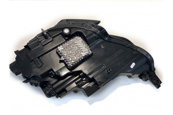 AUDI A3 8Y LAMPA PRZÓD 8Y0941034A FULL LED PRZEDNI PRZÓD REFLEKTOR 8Y0 941 034 A PRAWY ANGLIK