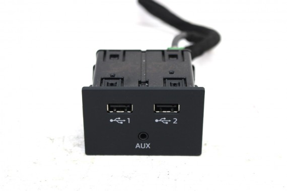 AUDI A6 PORT USB PRZYŁĄCZE 81A035736 81A 035 736 gniazdo USB AUX  4G C7 A7 4G8 A8 D4 4H gniazda złącza złącze 2*USB