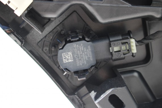 BMW 5 G60 ZDERZAK PRZEDNI PRZÓD 475 Black-sapphire Czarny 8084653 G61 M PAKIET 51118084653 8084655 8084656 8084629 9879291