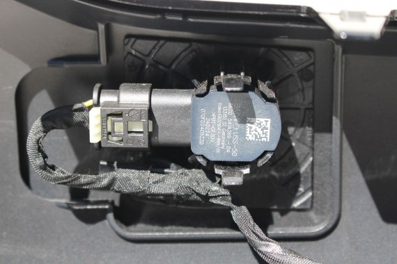 BMW 5 G60 ZDERZAK PRZEDNI PRZÓD 475 Black-sapphire Czarny 8084653 G61 M PAKIET 51118084653 8084655 8084656 8084629 9879291