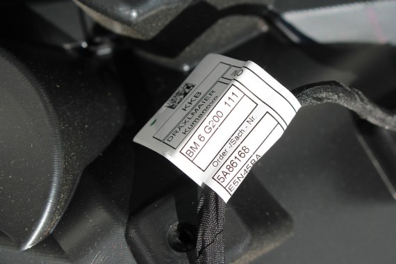 BMW 5 G60 ZDERZAK PRZEDNI PRZÓD 475 Black-sapphire Czarny 8084653 G61 M PAKIET 51118084653 8084655 8084656 8084629 9879291