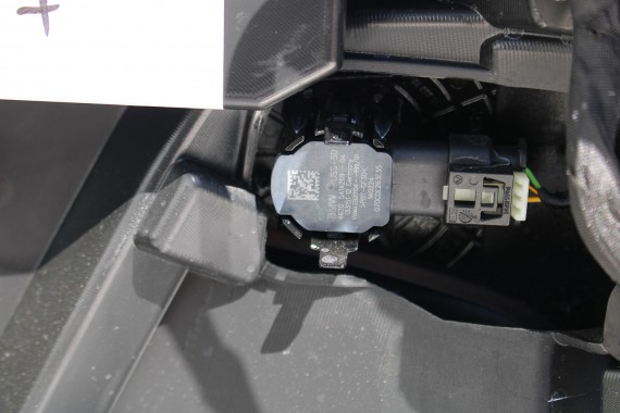 BMW 5 G60 ZDERZAK PRZEDNI PRZÓD 416 Carbon Czarny 8084653 G61 M PAKIET 51118084653 8084655 8084656 8084629 9879291 9879291