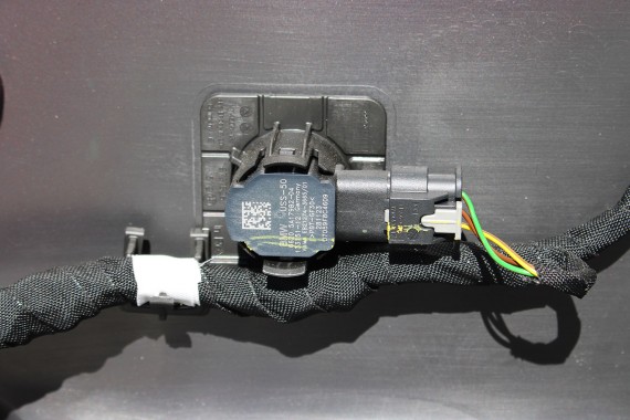 BMW iX i20 ZDERZAK TYŁ TYLNY M pakiet C57 AVENTURINROT III 51128081542 51128737824 51129878961 51129878962 51129491667 IX