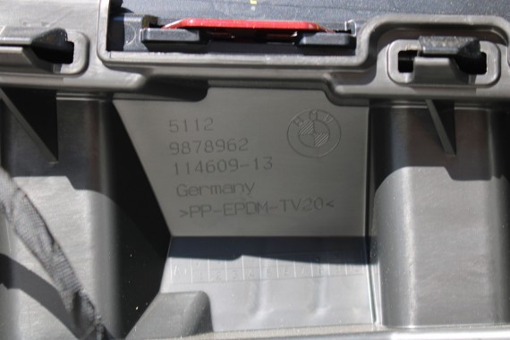 BMW iX i20 ZDERZAK TYŁ TYLNY M pakiet C57 AVENTURINROT III 51128081542 51128737824 51129878961 51129878962 51129491667 IX