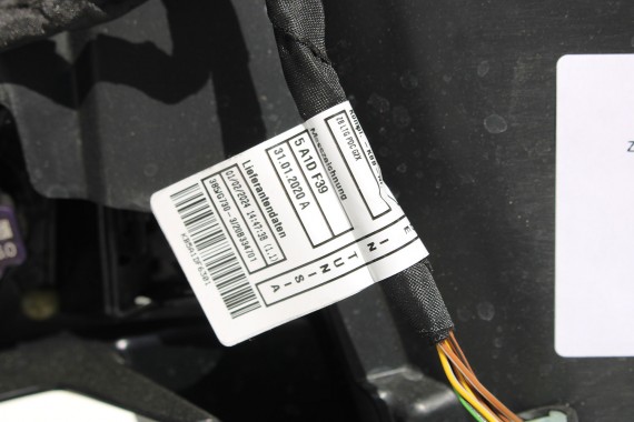 BMW 4 G22 G23 ZDERZAK PRZEDNI PRZÓD M pakiet Kolor: 475 Black-sapphire Czarny M pakiet 8076713 63178089525 63178089526 USA