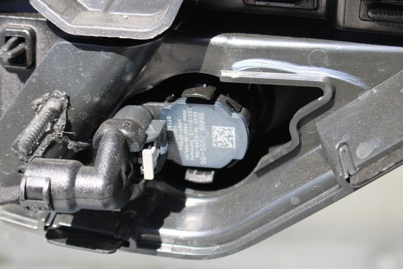 BMW iX i20 ZDERZAK PRZEDNI PRZÓD M pakiet Kolor: C3N STORM BAY Biały M POWER  51117933621 7983621 9879666 9879665 9492524