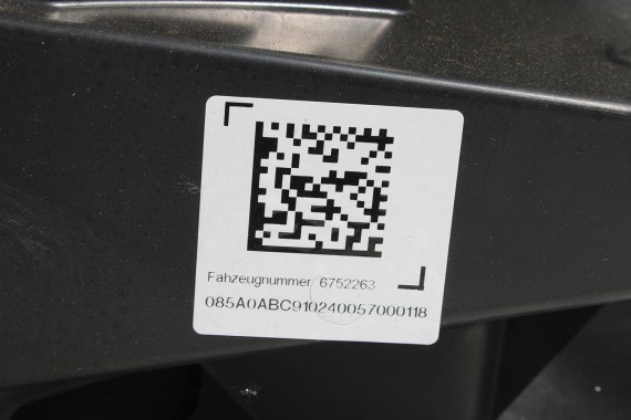 BMW iX i20 ZDERZAK PRZEDNI PRZÓD M pakiet Kolor: 475 Black-sapphire metallic Czarny M POWER USA 7983621 9879666 9879665 9492524