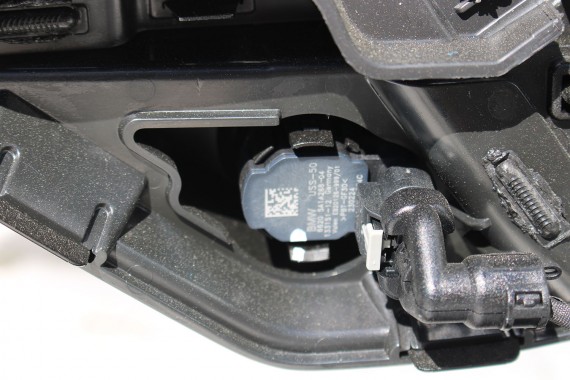 BMW iX i20 ZDERZAK PRZEDNI PRZÓD M pakiet Kolor: 475 Black-sapphire metallic Czarny 51117933621 5A0ABC9  9879665 9879666 9492524