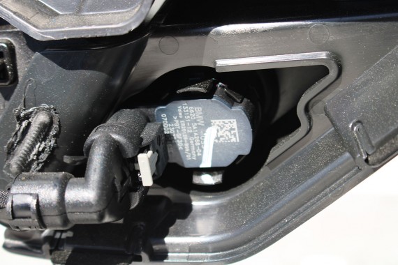 BMW iX i20 ZDERZAK PRZEDNI PRZÓD M pakiet Kolor: 475 Black-sapphire metallic Czarny 51117933621 5A0ABC9  9879665 9879666 9492524