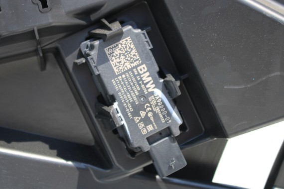 BMW iX i20 ZDERZAK PRZEDNI PRZÓD M pakiet Kolor: 475 Black-sapphire metallic Czarny 51117933621 5A0ABC9  9879665 9879666 9492524