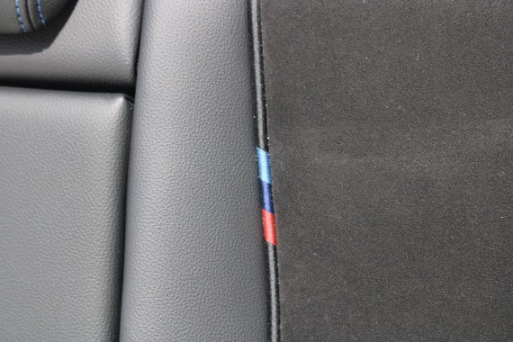 BMW 2 U06 FOTELE KOMPLET FOTELI siedzeń siedzenia tapicerka KGNL Alcantara sensatec.schwarz / blau boczki drzwiowe ACTIVE TOURER