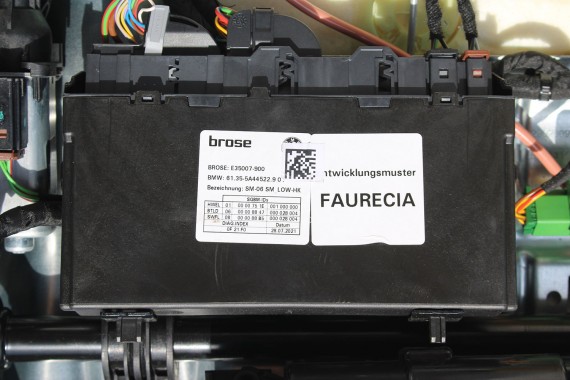 BMW 2 U06 FOTELE KOMPLET FOTELI siedzeń siedzenia tapicerka KGNL Alcantara sensatec.schwarz / blau boczki drzwiowe ACTIVE TOURER