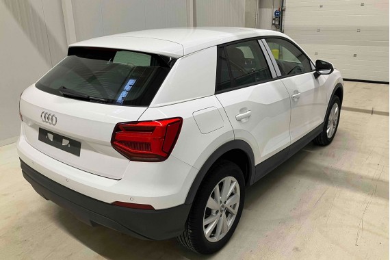 AUDI Q2 DRZWI PRAWE PRZÓD + TYŁ STRONA PRAWA przednie + tylne 2 sztuki Kolor T9T9 LY9C Biel ibisa Biały 81A 81A831052 81A833052