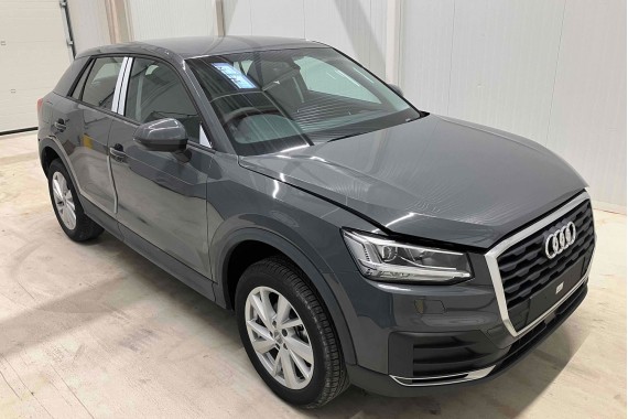 AUDI Q2 PRZÓD maska błotniki zderzak pas przedni lampy wzmocnienie błotnik lampa 81A FULL LED Kolor: G3G3	LX7M 	Nanograu Szary