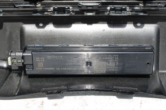 BMW 7 G70 ZDERZAK TYŁ TYLNY M pakiet 416 Kolor: Carbon-schwarz Czarny 51128081542 M POWER 66205A1A269 51128081511 5A74568 chrom