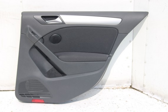 VW GOLF 6 VI BOCZKI BOCZEK DRZWI drzwiowe tapicerka 5K 5K4 5-cio drzwiowy welur czarne listwy srebrne 5K4867011 5K4867012