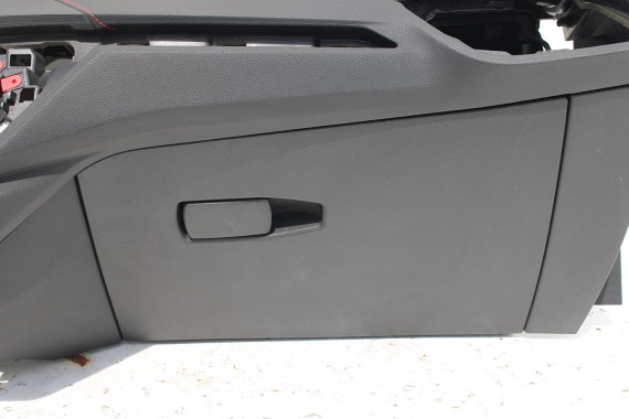 BMW 1 F40 F44 KONSOLA PULPIT DESKA ROZDZIELCZA KOKPIT PULPIT czarna HEAD UP czerwona nić 6834295 6834295 7939943 7939943 7939943