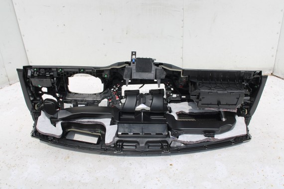 BMW 1 F40 F44 KONSOLA PULPIT DESKA ROZDZIELCZA KOKPIT PULPIT czarna HEAD UP czerwona nić 6834295 6834295 7939943 7939943 7939943