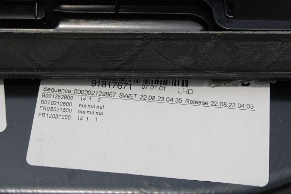 BMW X4M F98 KONSOLA PULPIT DESKA ROZDZIELCZA KOKPIT PULPIT czarna X4M X4 M G02 G02 X3 G01 HEAD UP biała nić 9363409 9363451 LCi