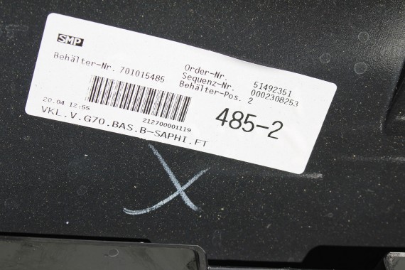 BMW 7 G70 ZDERZAK PRZEDNI PRZÓD 475 Black-sapphire metallic 	Czarny  5111 9464046 15857711 5111 9883454 9464045