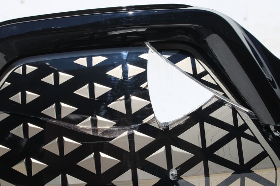 BMW iX i20 ZDERZAK PRZEDNI PRZÓD M pakiet Kolor: A90 Sophisto Grau Metallic szary 51117933621 5A0ABE9 9879665 9879666 9492524