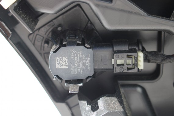 BMW 5 G60 ZDERZAK PRZEDNI PRZÓD 475 Black-sapphire Czarny 8084653 G61 M PAKIET 51118084653 8084655 8084656 8084629 9879291